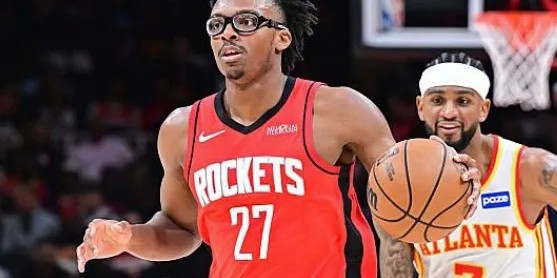 九游体育注册-值得轮换位置？克劳福德出战15分钟，3中2得到5分1篮板2助攻